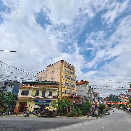 Khach San Tam Son Hotel Ha Giang Exterior foto